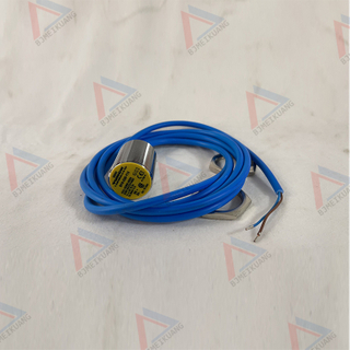 MK-N05228038 | Proximity switch