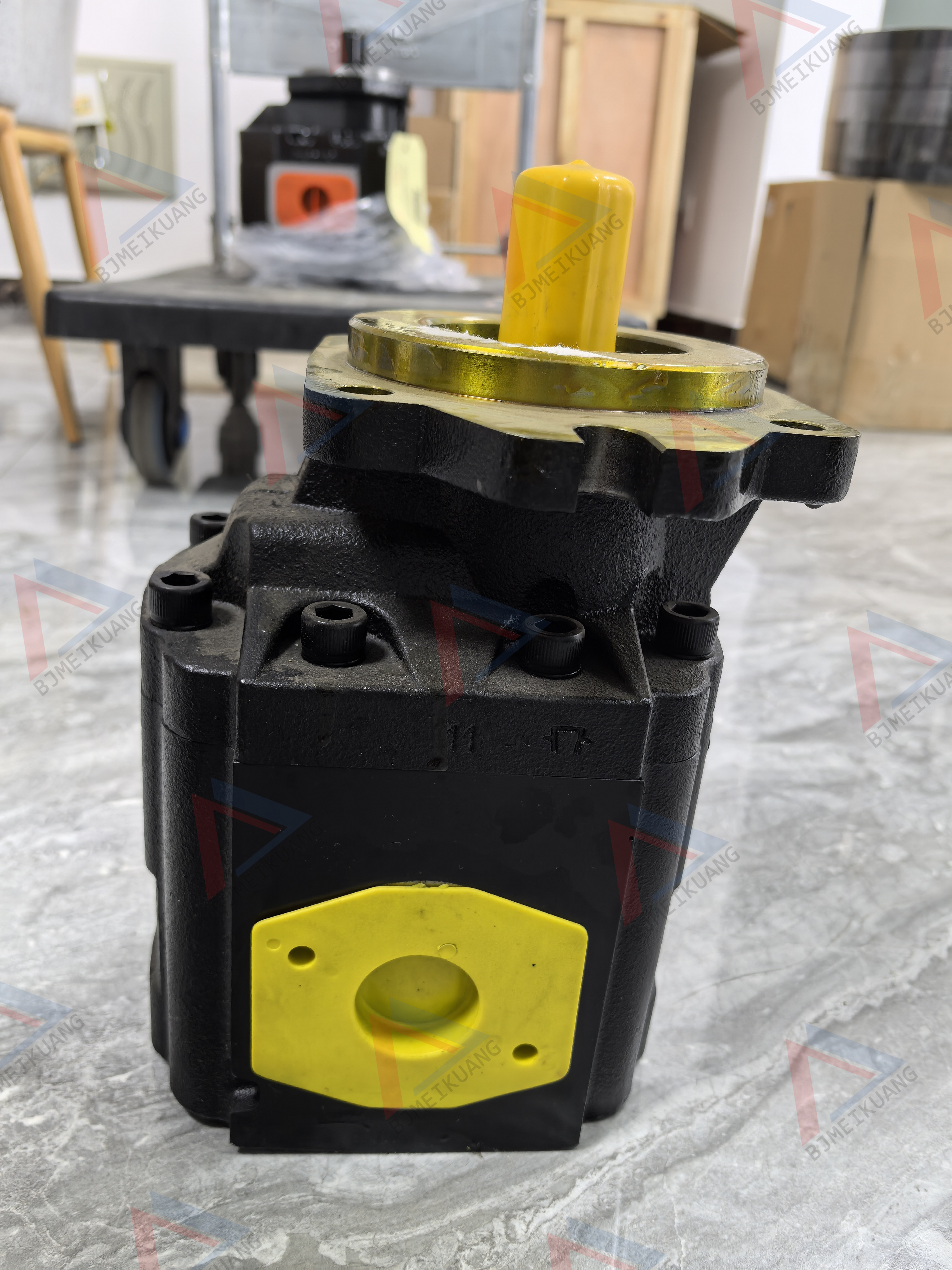 MK-N02150053 | Lubricating pump