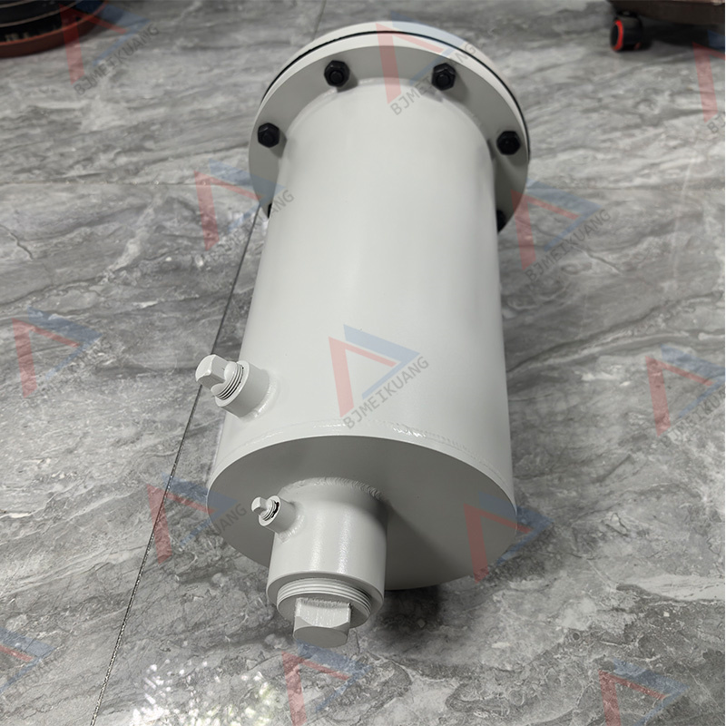 MK-17-202-537-001 | Filter assembly/FILTER, OIL,CANISTER AND SINGLE FILTER