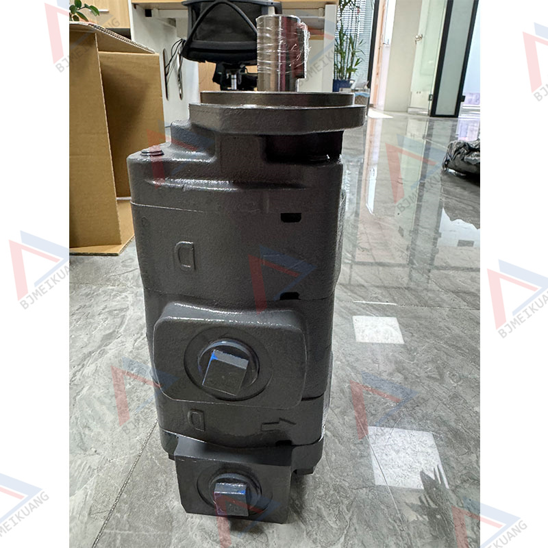 MK-MM0334642 | Lubricating pump/Hydraulic pump