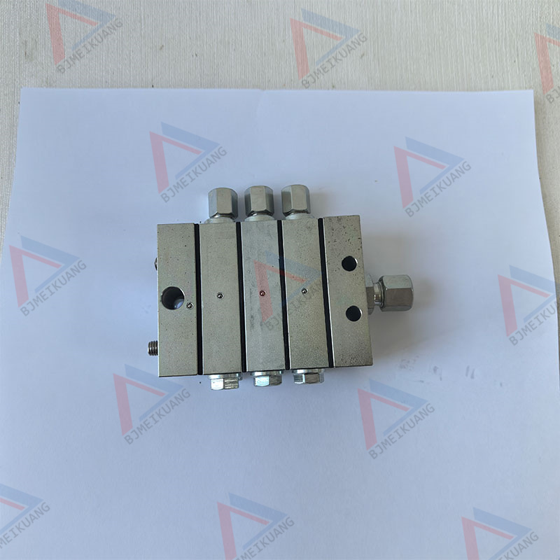 MK-B913S2470A | Diverting valve